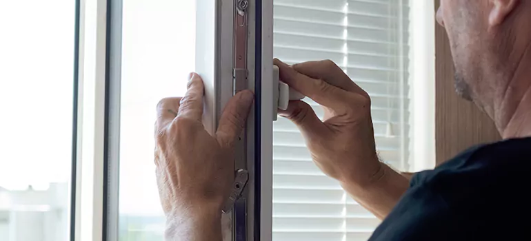 Custom Hopper Windows in Burlingame, CA