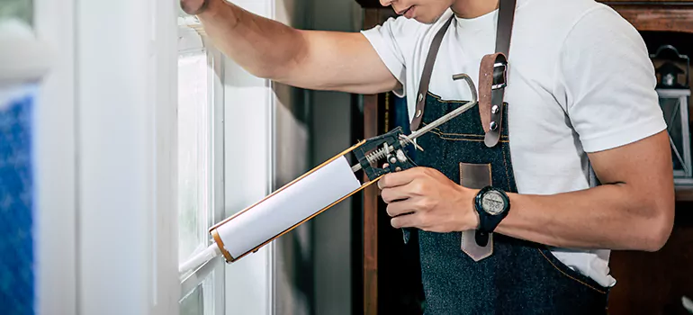 Window Caulking Contractor in Burlingame, CA